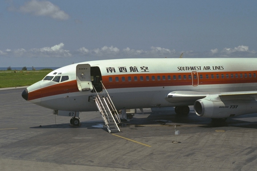 安全のしおり 南西航空 SWAL B737