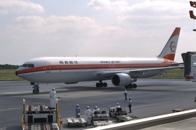 1992�N10���@�{��